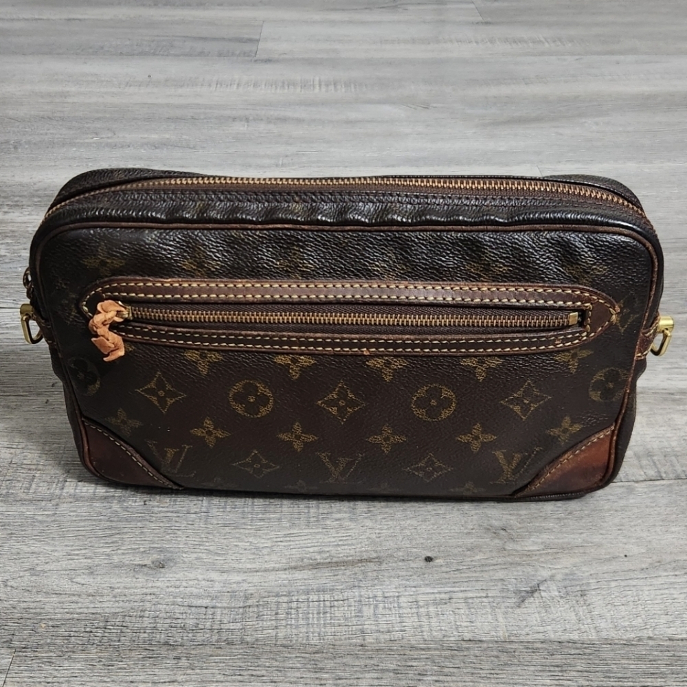 Louis Vuitton Monogram Pochette Bag - Picture 3 of 14